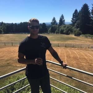 Meet your Posher, Josh